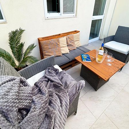 Arzella Apartments Xlendi Stylish Stay Near Beach Local Eats كْسْليندي المظهر الخارجي الصورة