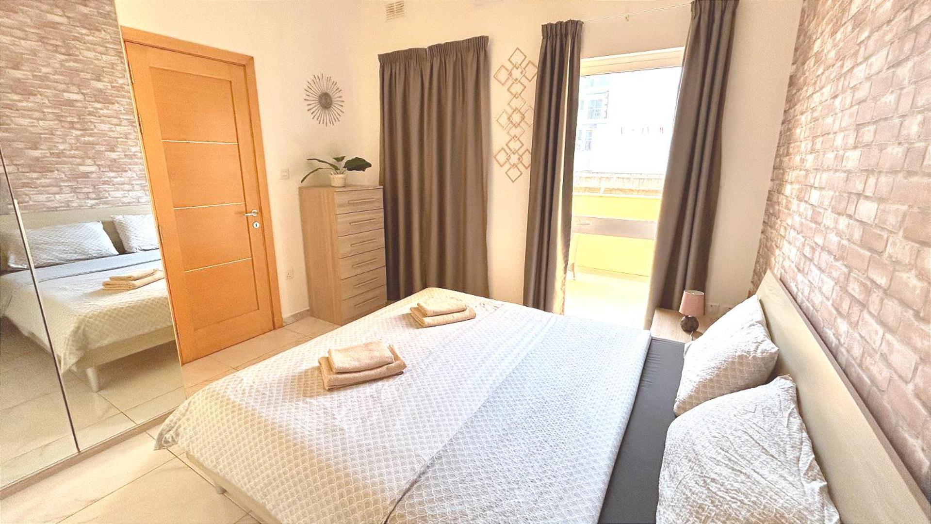Arzella Apartments Xlendi Stylish Stay Near Beach Local Eats كْسْليندي المظهر الخارجي الصورة