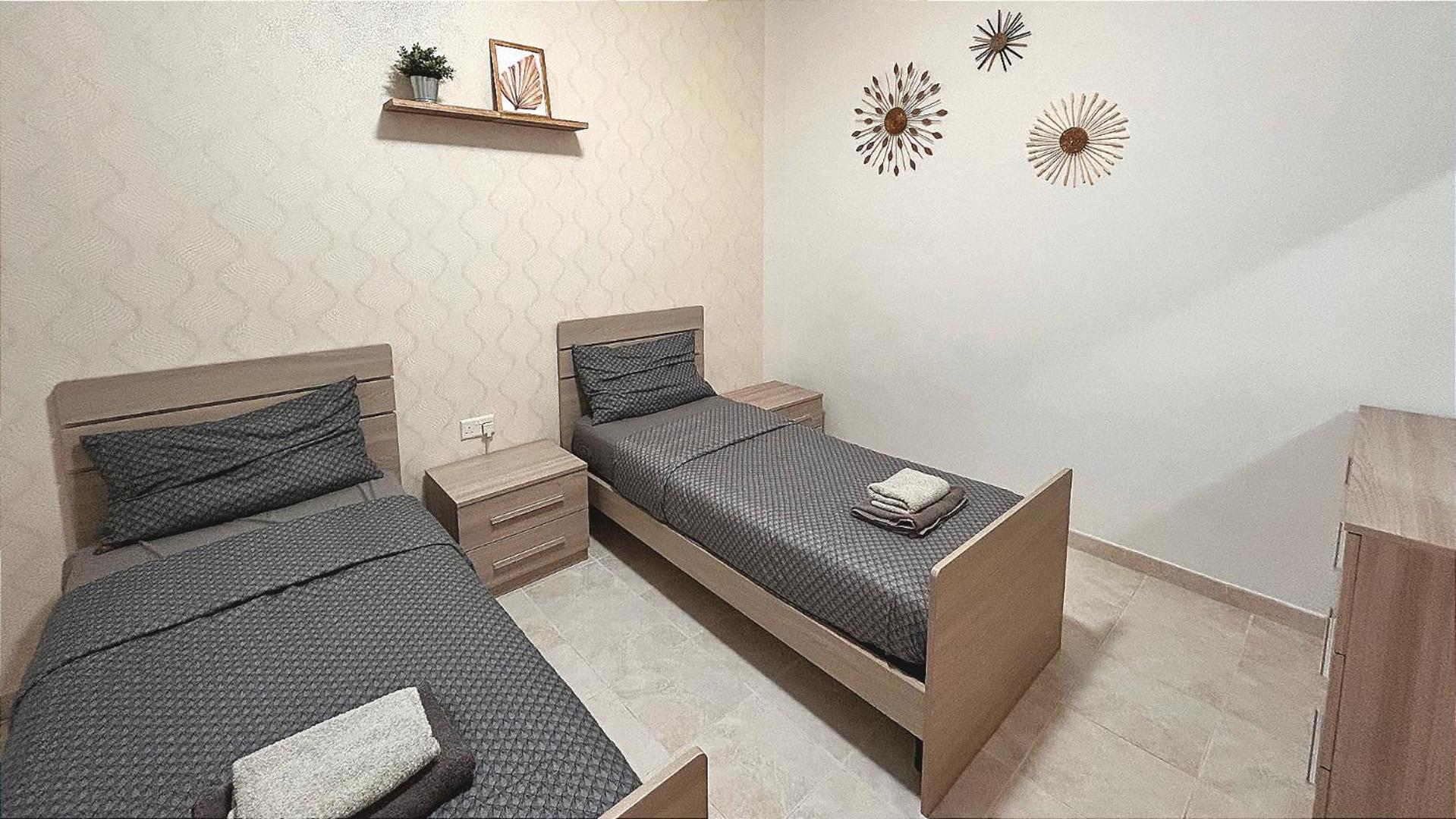 Arzella Apartments Xlendi Stylish Stay Near Beach Local Eats كْسْليندي المظهر الخارجي الصورة